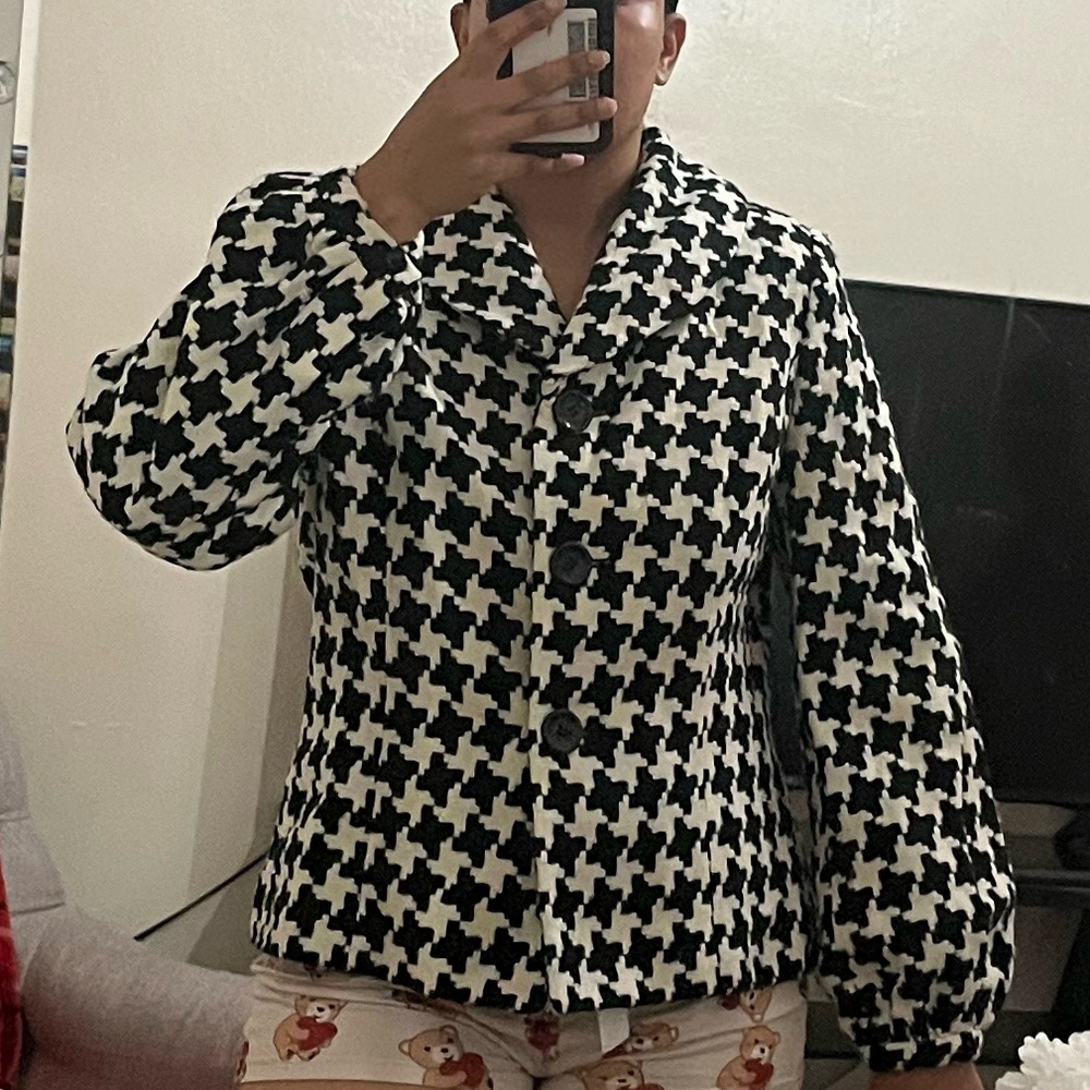 Chadwicks Black and Cream Houndstooth Coat